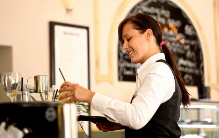 hotel jobs in paris for english speakers
