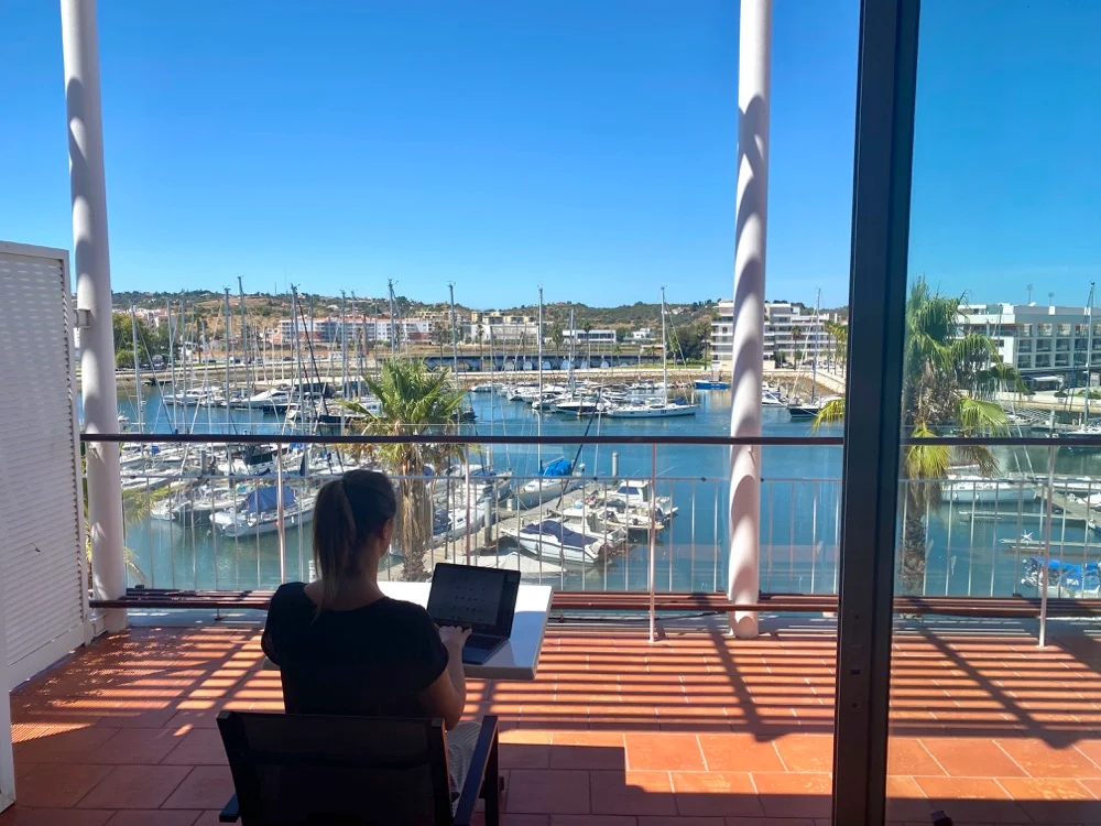 Online Jobs In Portugal For English Speakers