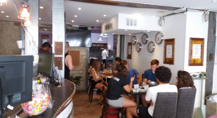 Restaurant Jobs in Paris 2025/2026 APPLY NOW! 1 Restaurant Jobs in Paris